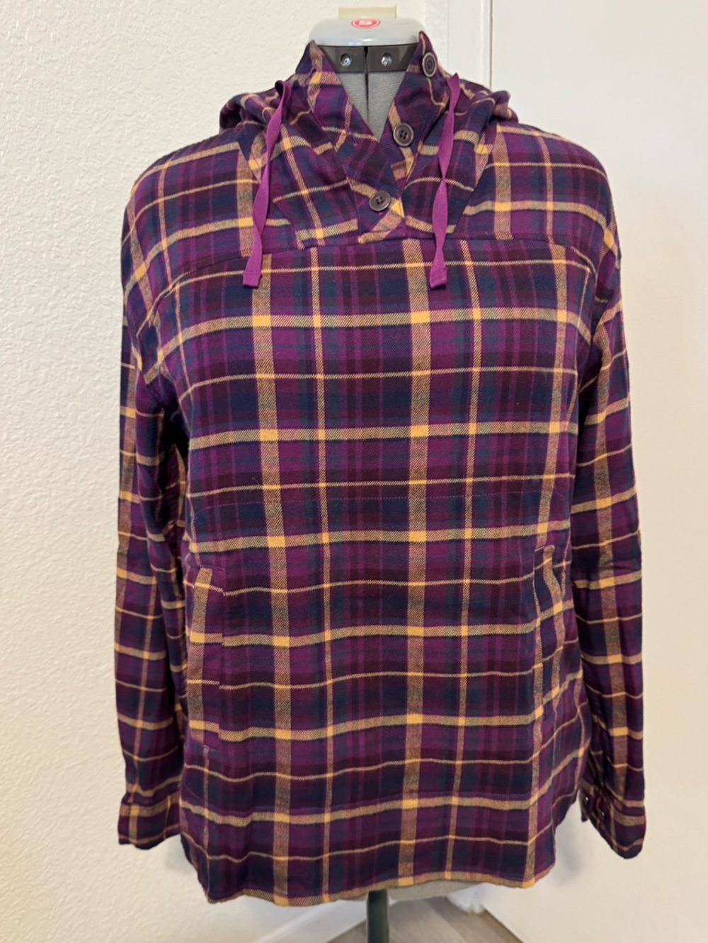 Mountain Hardware Flannel Hoodie Size Large
